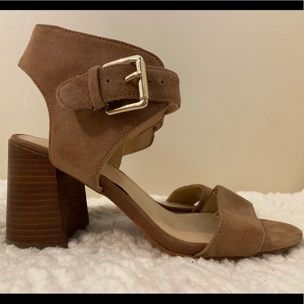 Nine West Tan Chunky Strap Heels